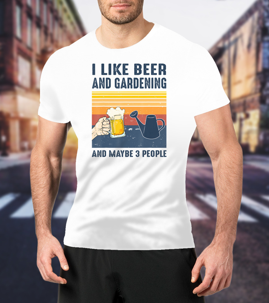 I Like Beer And Gardening And Maybe 3 People Vintage Retro Stripes Watering Can And Beer Mug T-Shirt