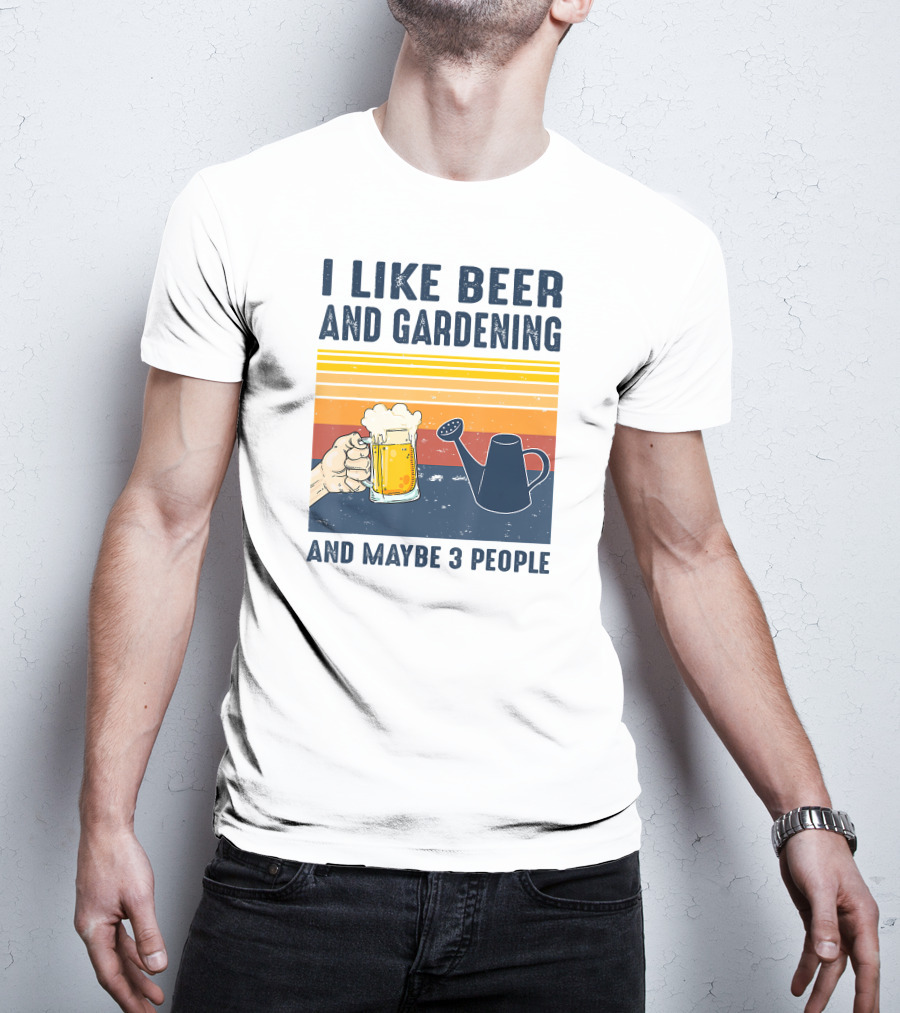 I Like Beer And Gardening And Maybe 3 People Vintage Retro Stripes Watering Can And Beer Mug T-Shirt