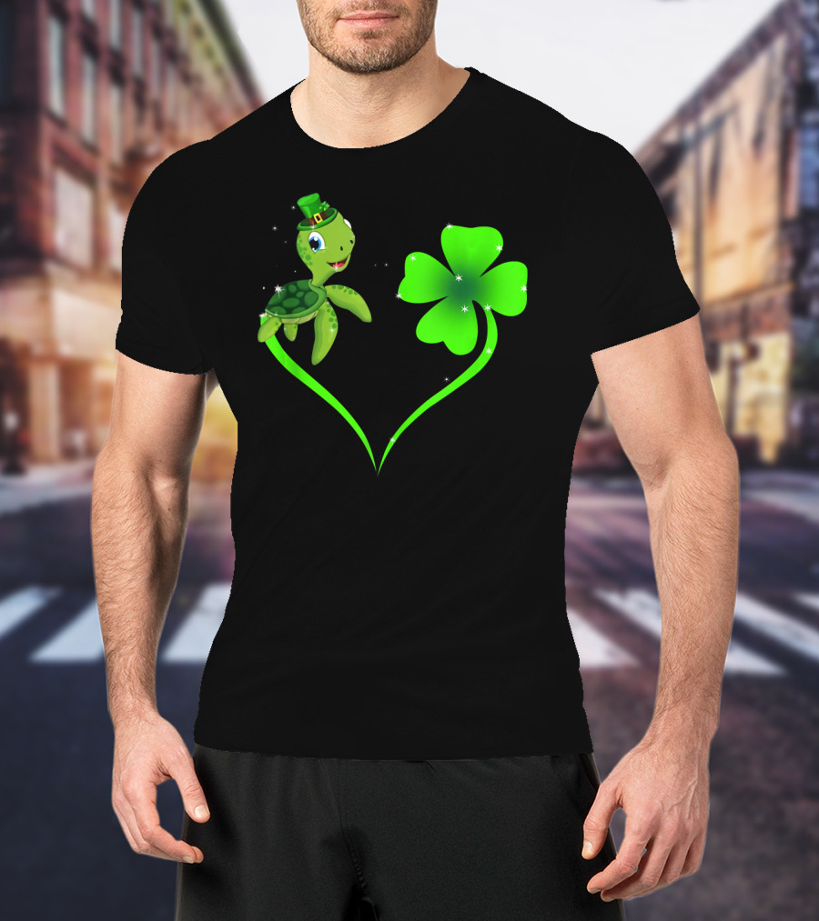 Happy St Patrick's Day Shamrock Turtle With Leprechaun Hat And Green Heart T-Shirt