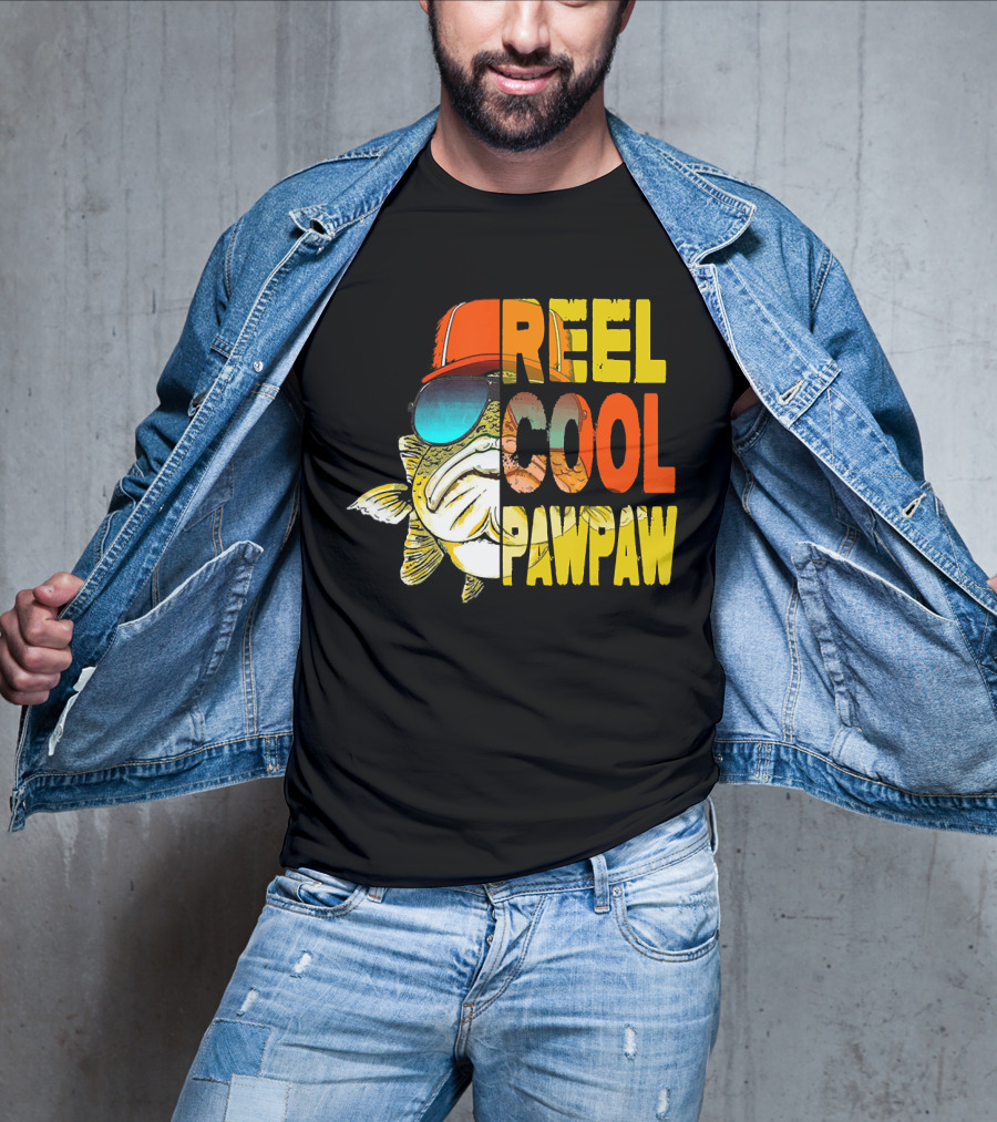 REEL COOL PAWPAW Fathers Day Fishing 143 T-Shirt