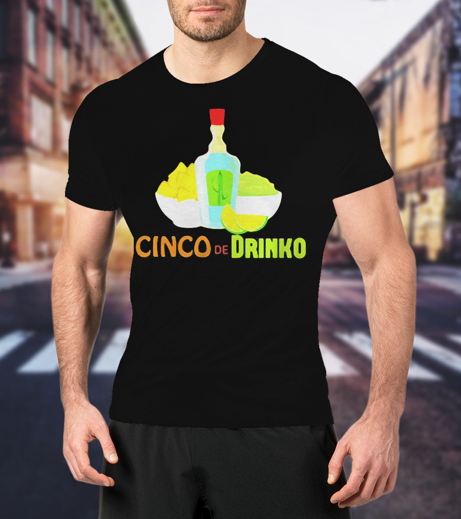 Cinco De Drinko Cinco De Mayo Wine Lemon Cocktail Bottle Lime Chips T-Shirt