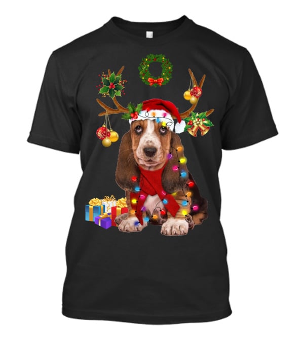 Basset Hound Santa Hat Reindeer Christmas Lights Wreath Holiday Gifts T-Shirt