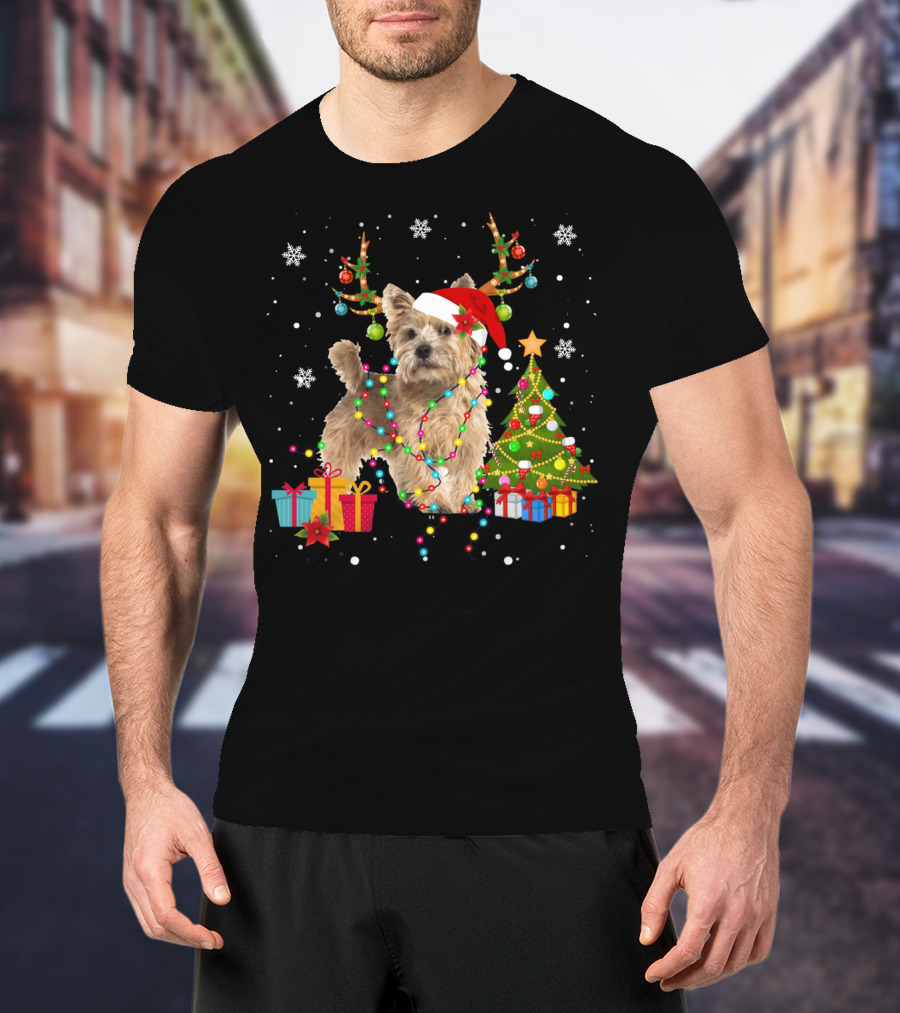 Norwich Terrier Christmas Lights Santa Hat Tree Presents Snowflakes T-Shirt