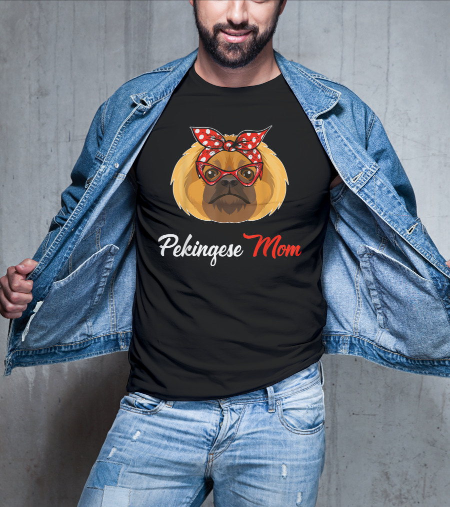 Pekingese Mom With Bandana And Glasses T-Shirt