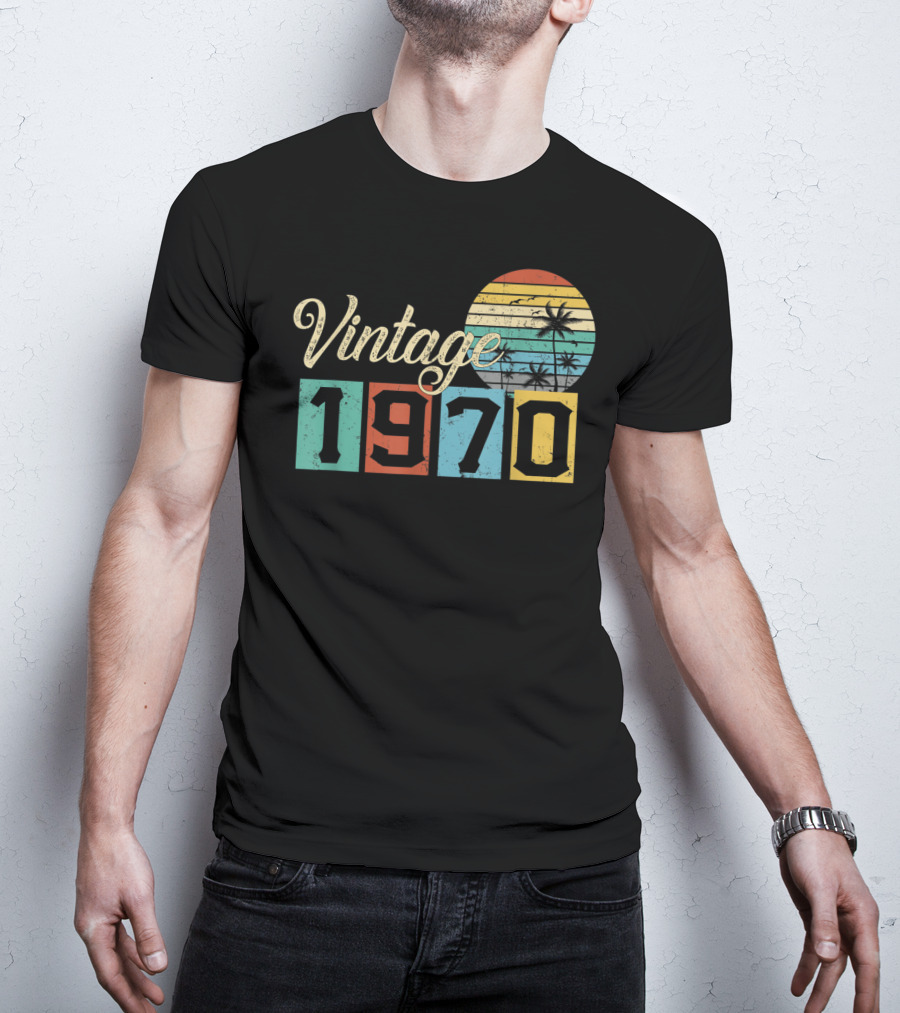 Vintage 1970 Sunset Birthday Classic 19 T-Shirt