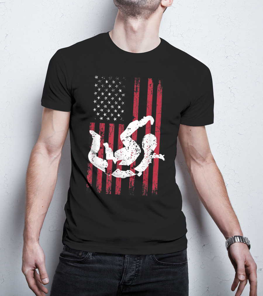 Vintage USA Flag Skydiver Parachuting T-Shirt