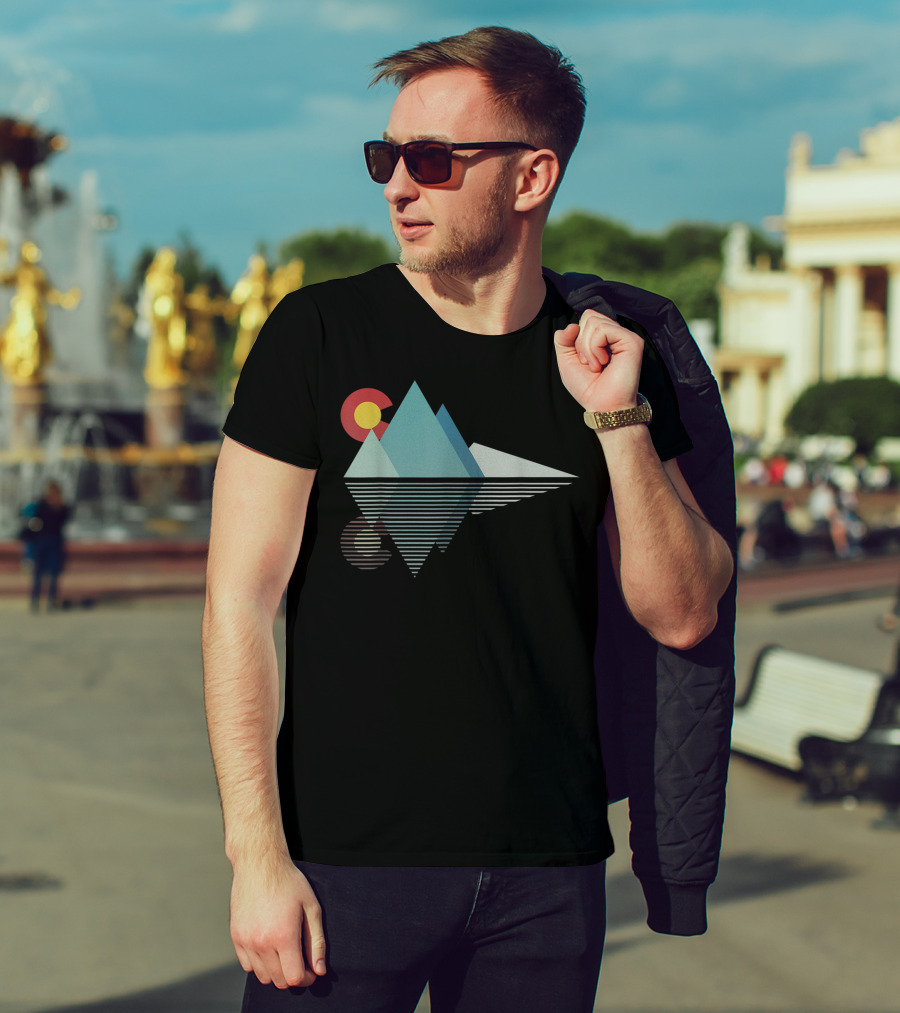 Colorado Flag Geometric Mountain Reflection T-Shirt
