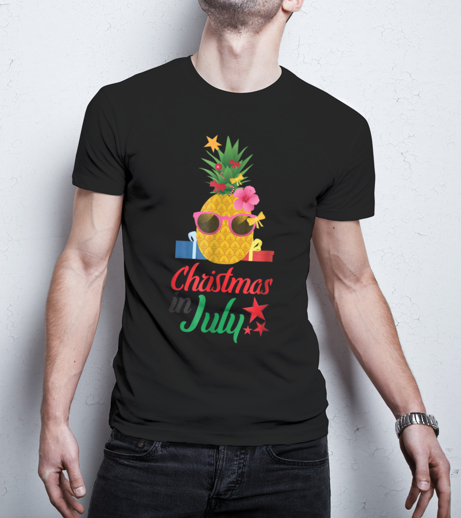 Christmas In July Pineapple Summer With Sunglasses And Gifts T-Shirt