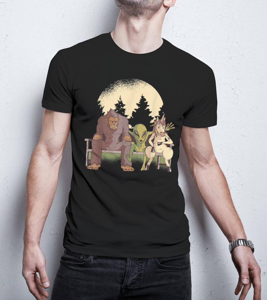 Creatures Monkey Alien Horse Forest Bench Scene T-Shirt