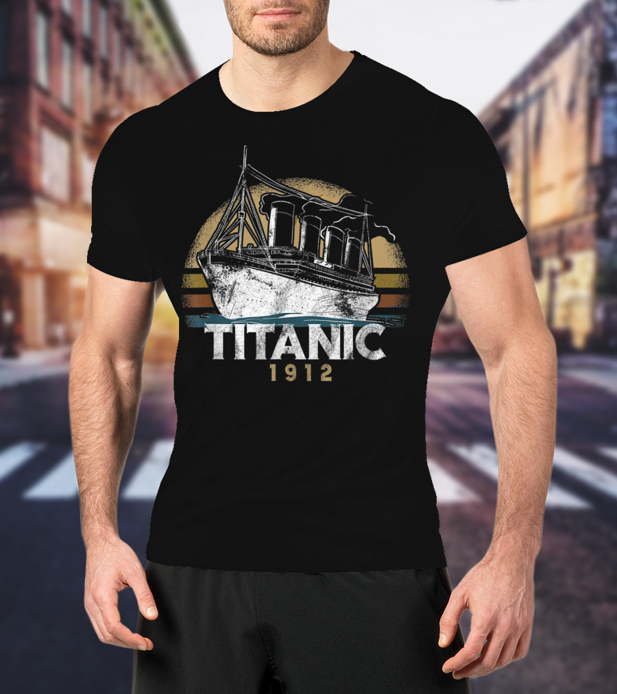 Titanic 1912 Vintage Ocean Liner Retro T-Shirt