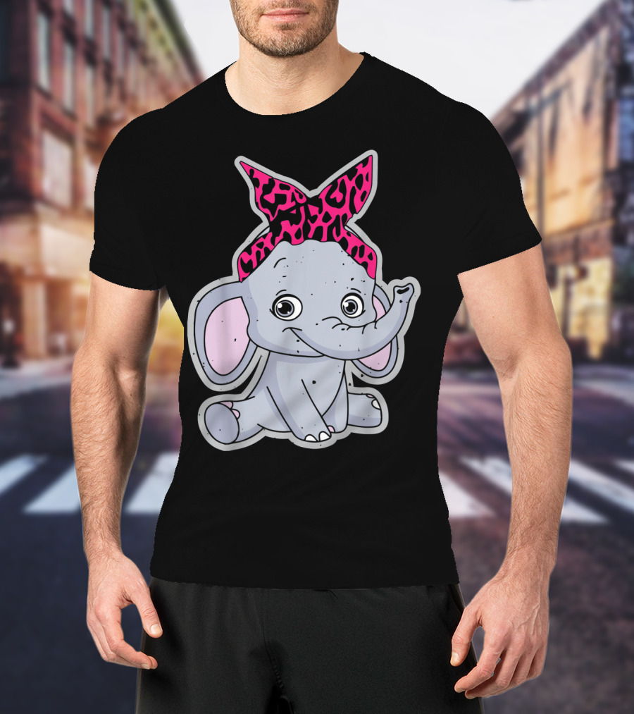 Elephants Cute Cartoon With Pink Leopard Bow T-Shirt