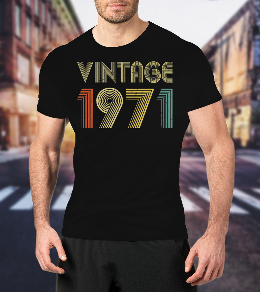 Vintage 1971 Birthday Retro Style 49th T-Shirt