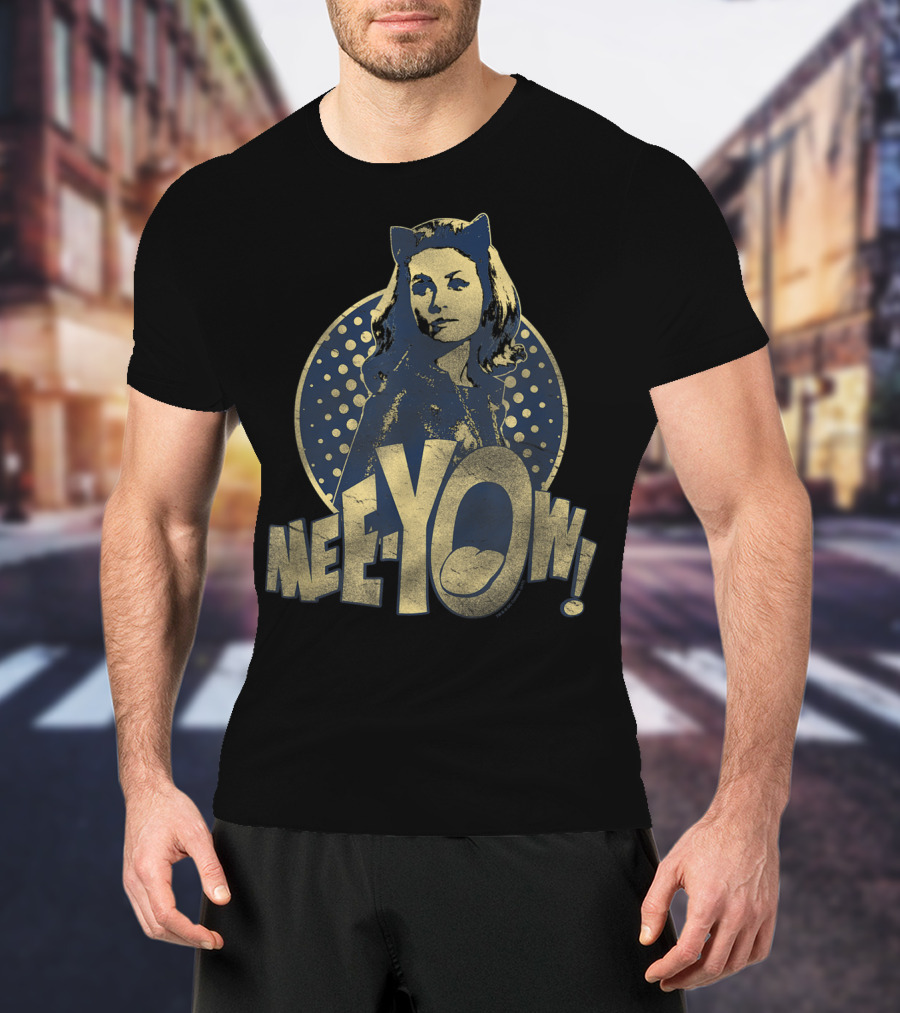 Batman Classic TV Series Catwoman Meeyow Iconic T-Shirt