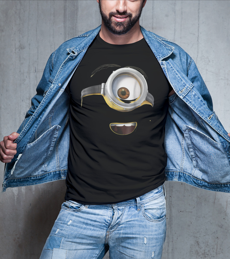 Despicable Me Minions Stuart Face Close-Up One-Eyed Goggle Smile T-Shirt