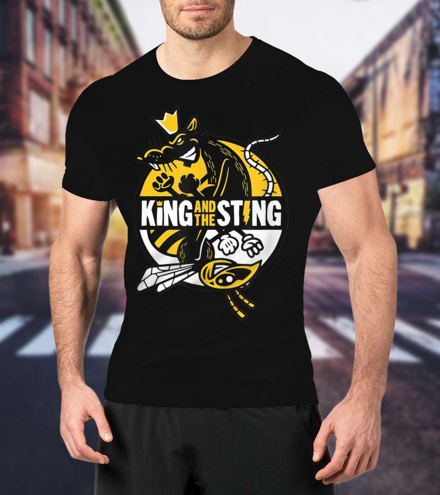 KING AND THE STING Crowned Rat And Bee Emblem T-Shirt