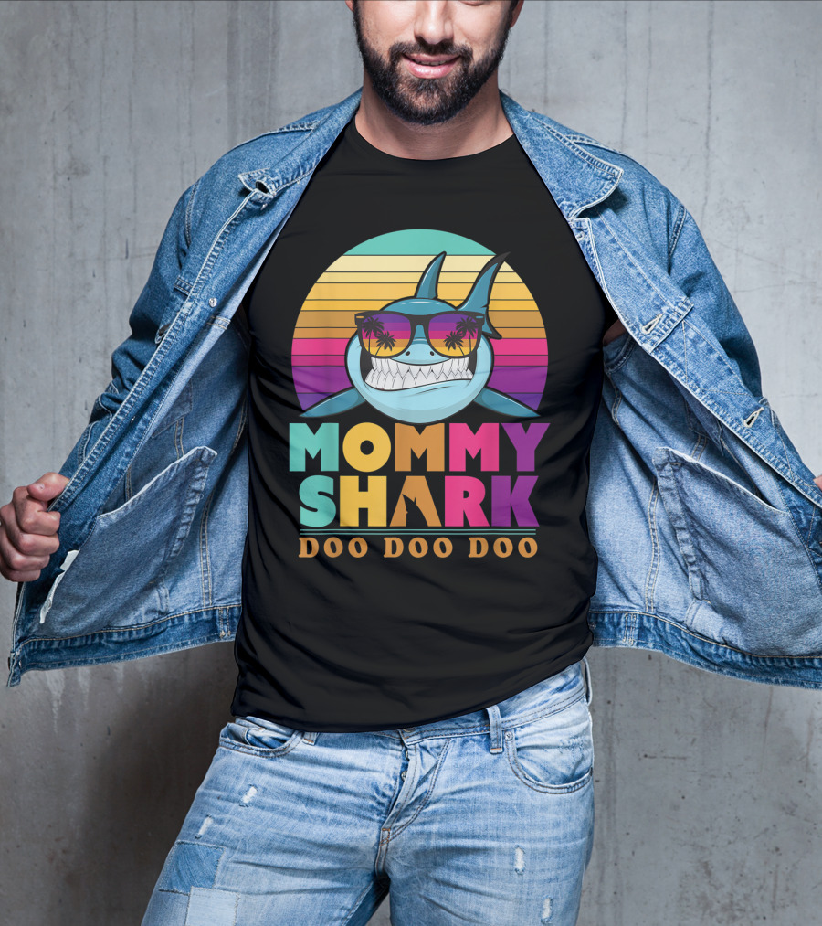 Mommy Shark Doo Doo Doo Retro Sunset With Sunglasses T-Shirt