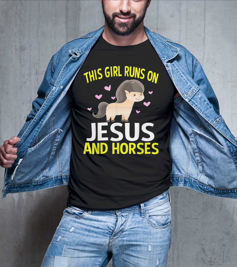 This Girl Runs On Jesus And Horses Hearts Cute Horse T-Shirt