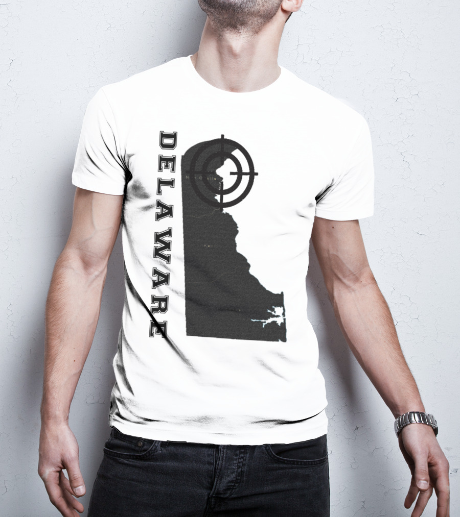 Delaware Maps Vintage Classic Style With Compass Target T-Shirt