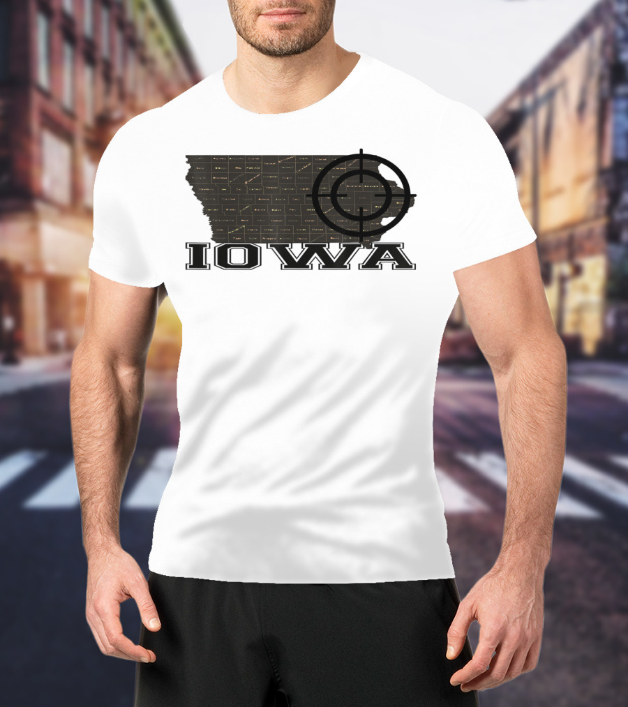 Iowa Map Vintage Fun Black With Target Overlay T-Shirt