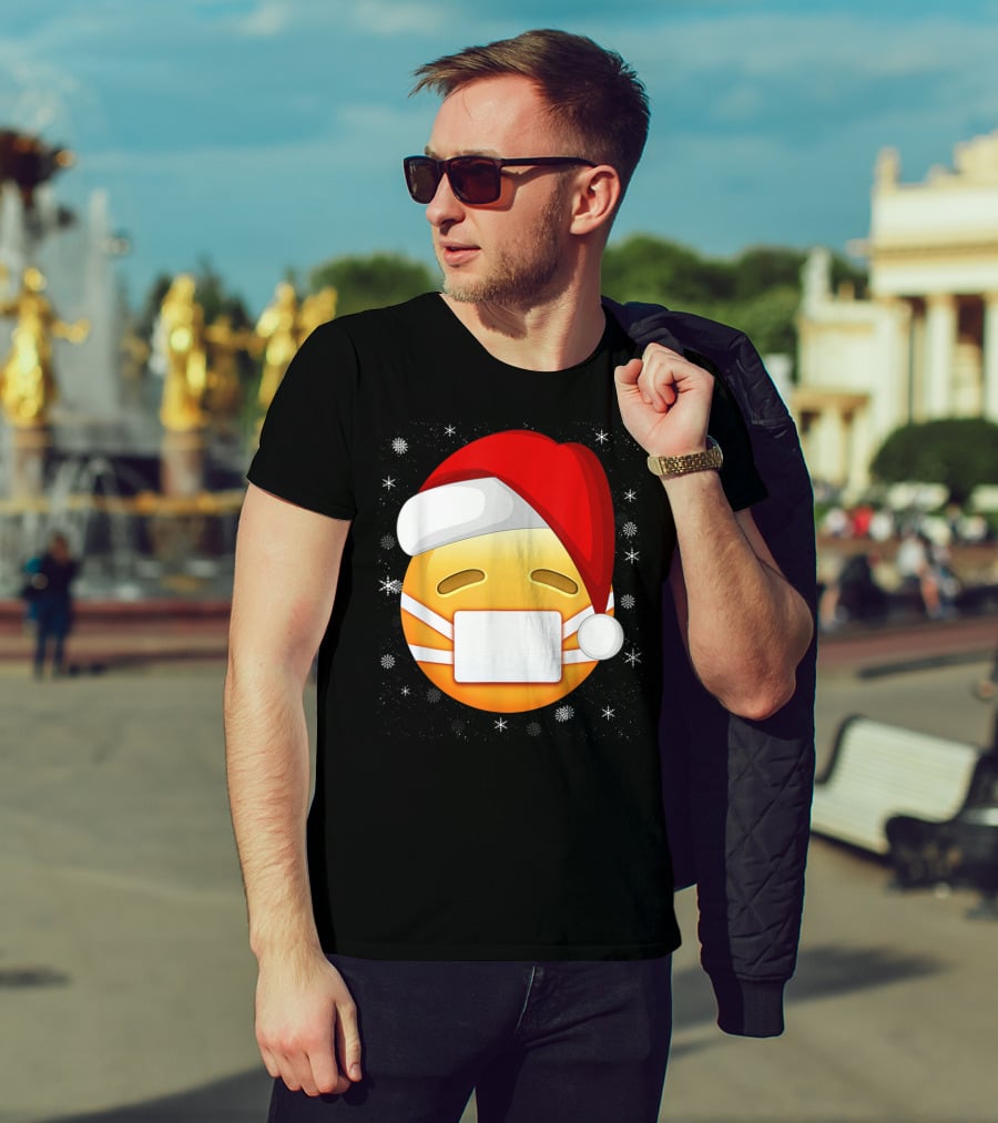 Funny Face With Medical Mask Emojis Santa Hat Snowflakes T-Shirt