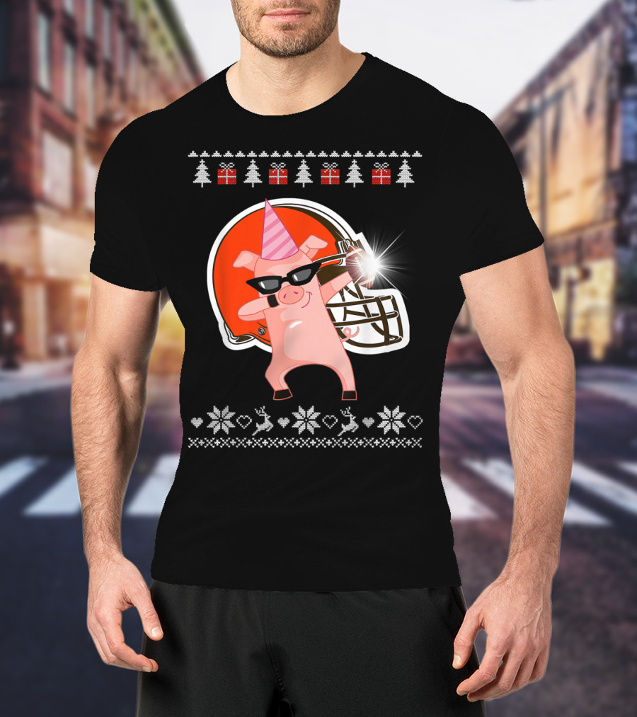 Merry Christmas Pig Dabbing Football Team Santa Hat Sunglasses Christmas Tree Reindeer Snowflakes T-Shirt