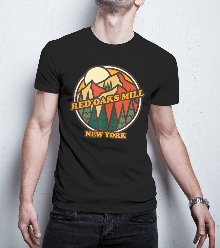 Red Oaks Mill New York Mountain Vintage Hiking T-Shirt
