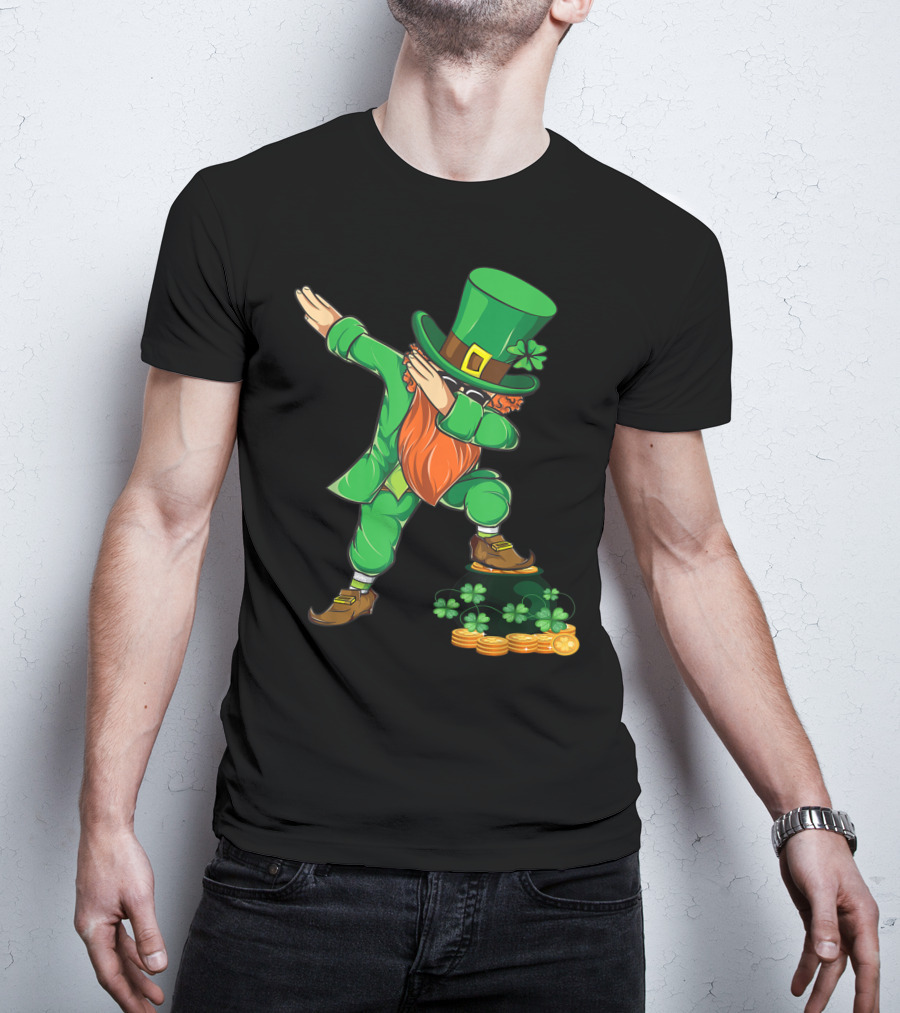St Patricks Day Dabbing Leprechaun With Shamrocks And Gold Coins T-Shirt