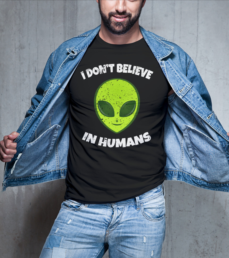 I Don't Believe In Humans Green Alien Head T-Shirt
