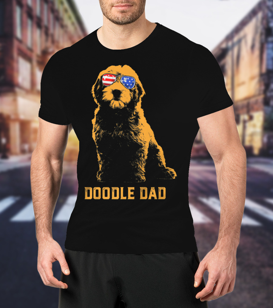 Doodle Dad Men's Goldendoodle With American Flag Sunglasses T-Shirt