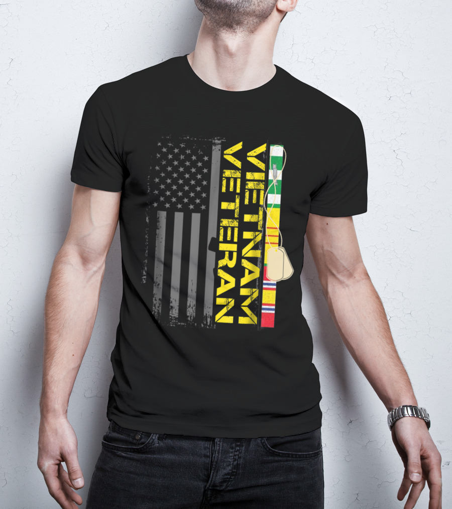 Vietnam Veteran US Flag Dog Tags Vietnam War T-Shirt