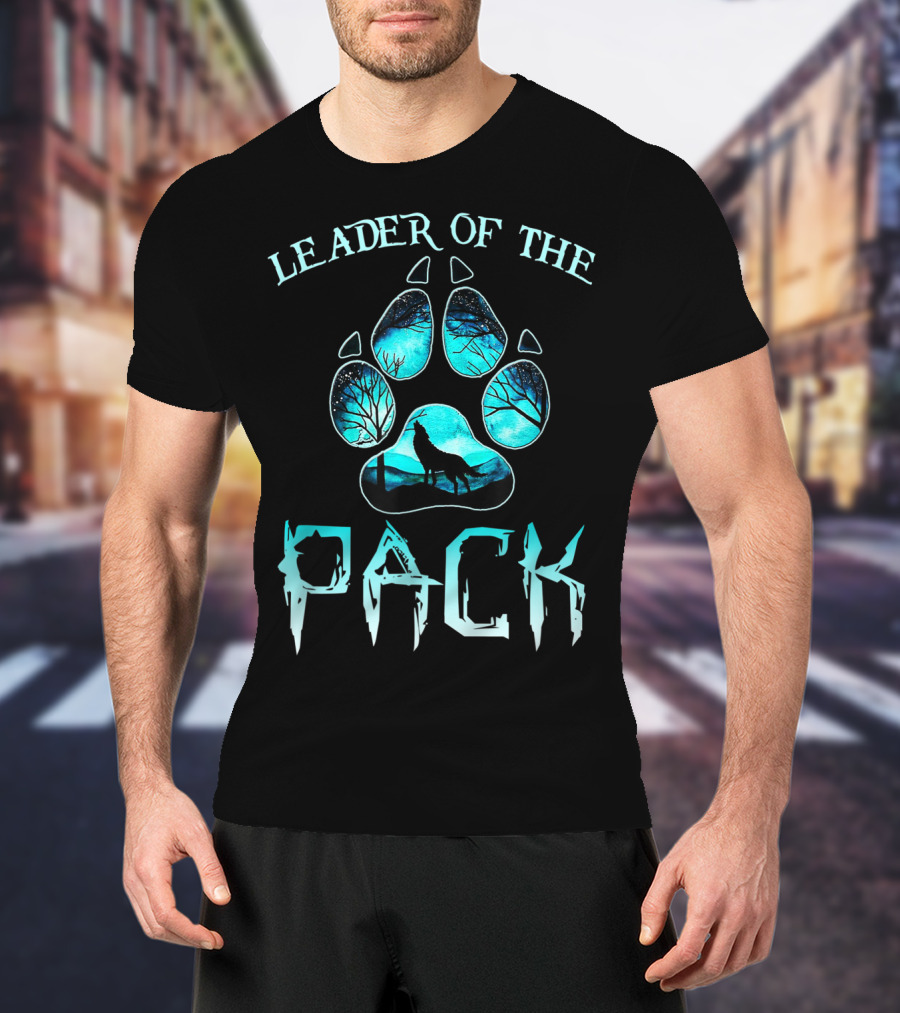 Leader Of The Pack Howling Wolf Silhouette In Pawprint For Dog And Pet Lovers T-Shirt