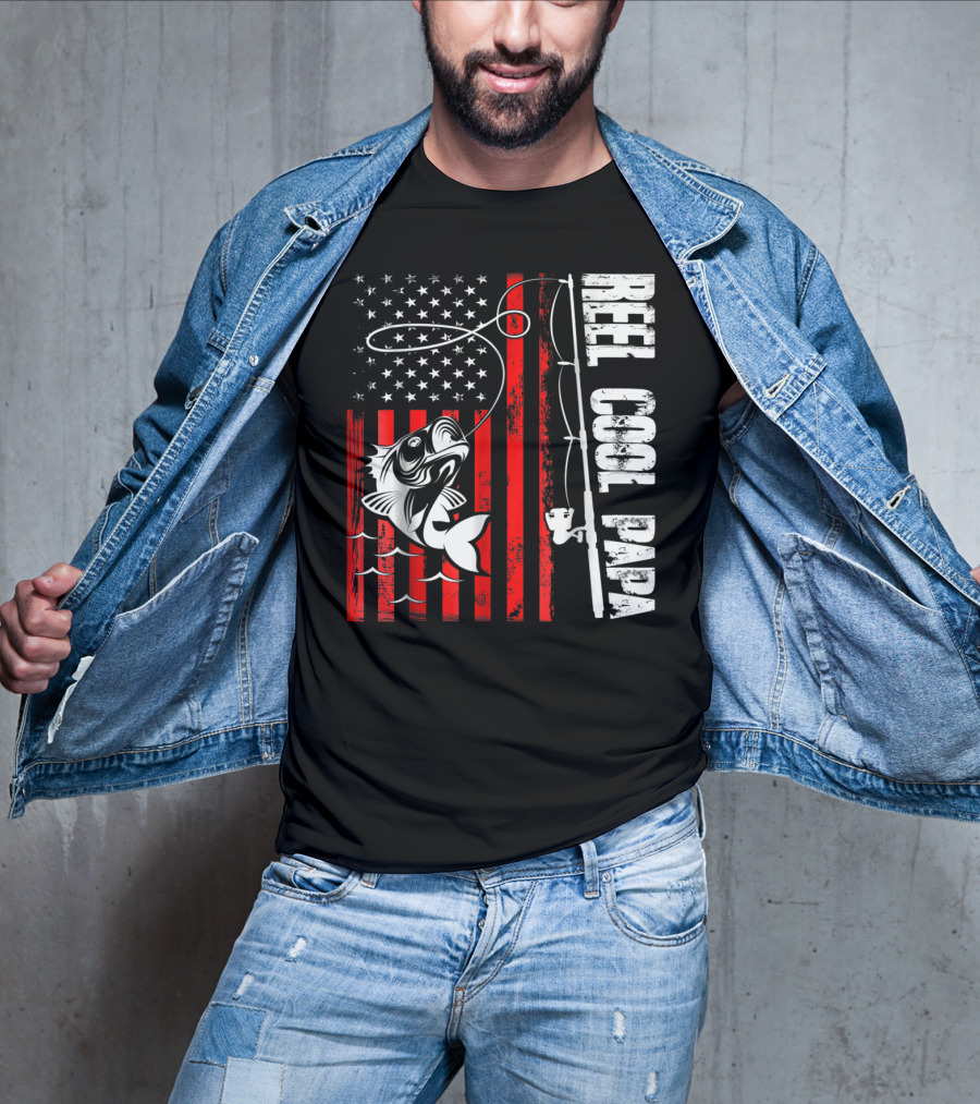Reel Cool PAPA Fishing Lover American Flag T-Shirt