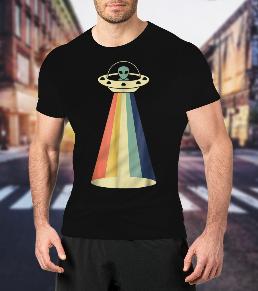 Vintage Alien UFO Rainbow Beams T-Shirt