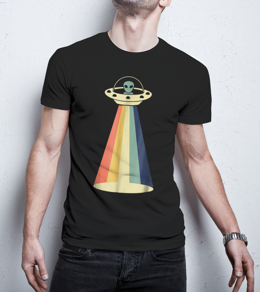 Vintage Alien UFO Rainbow Beams T-Shirt