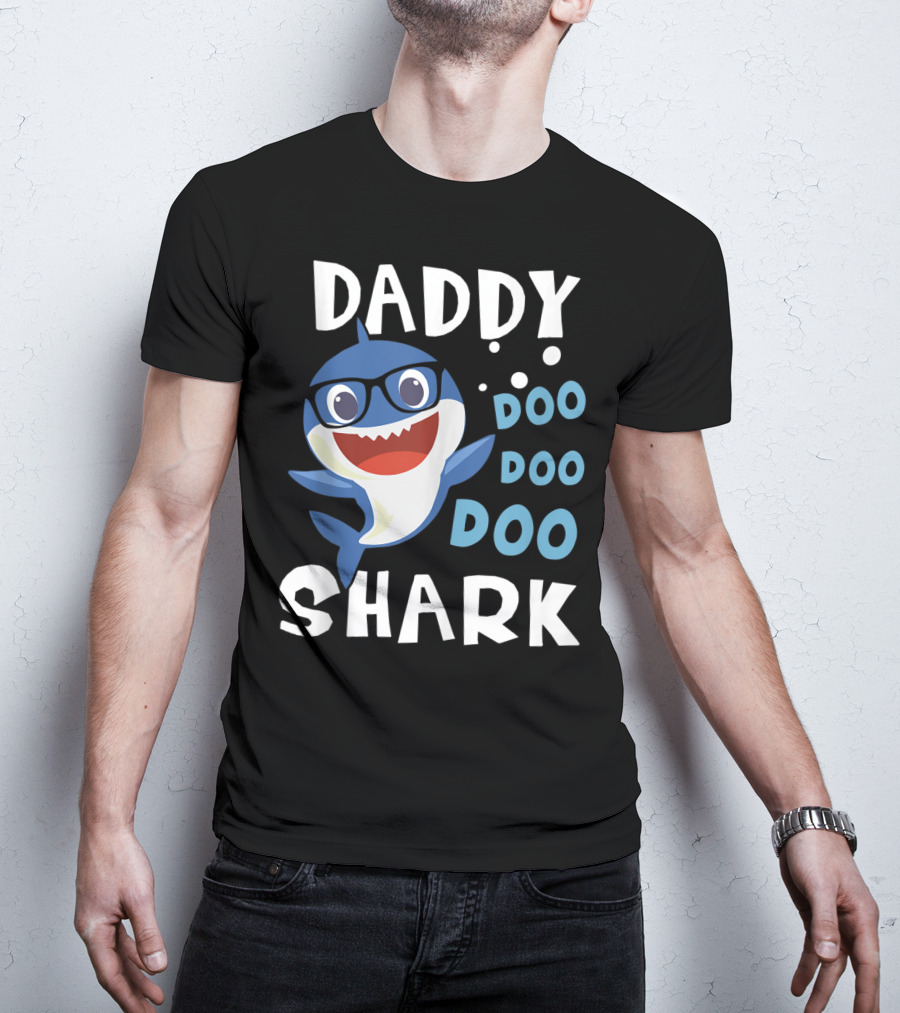 Daddy Shark Doo Doo Doo Funny Baby Mommy T-Shirt