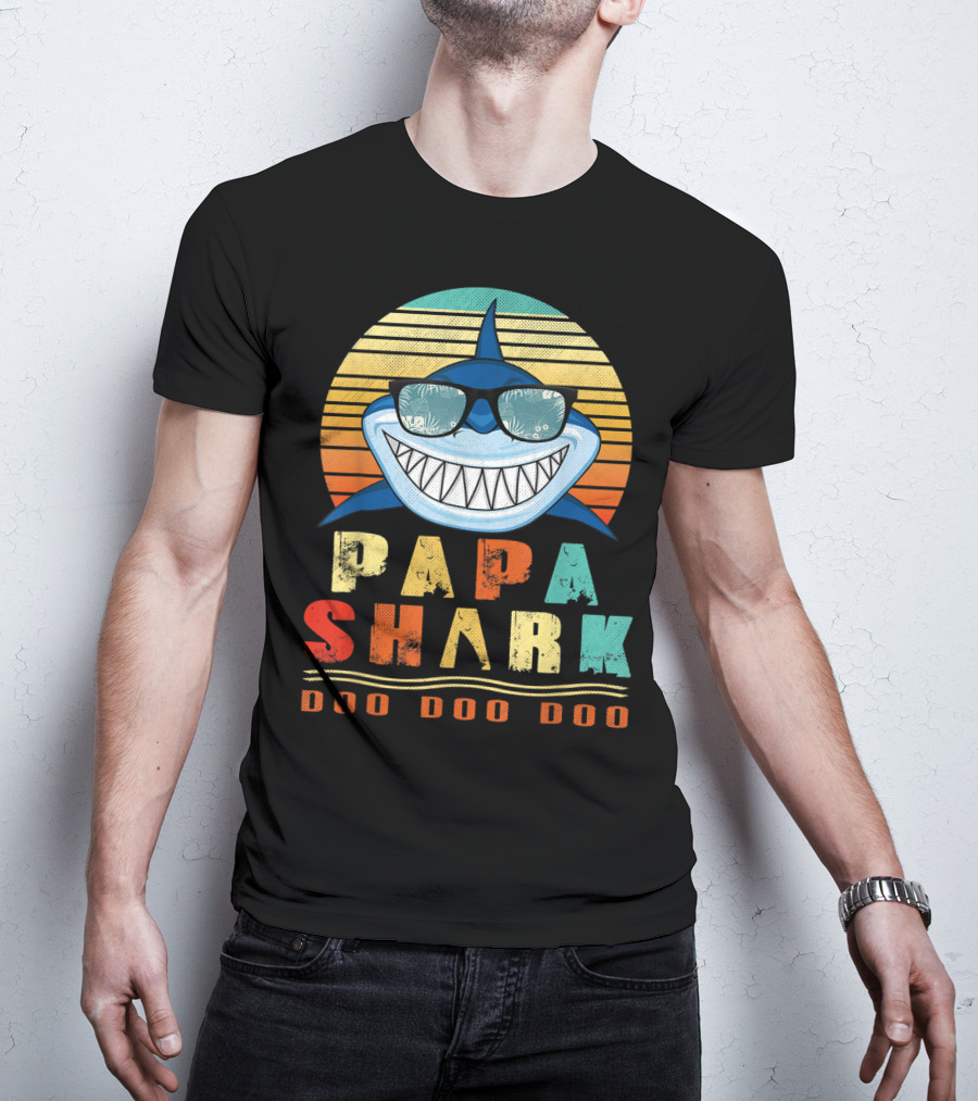 Papa Shark Doo Doo Doo Cool Sunglasses Retro Sunset Vibe T-Shirt
