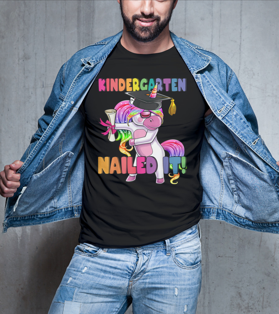 Kindergarten Nailed It Flossing Unicorn Graduation T-Shirt