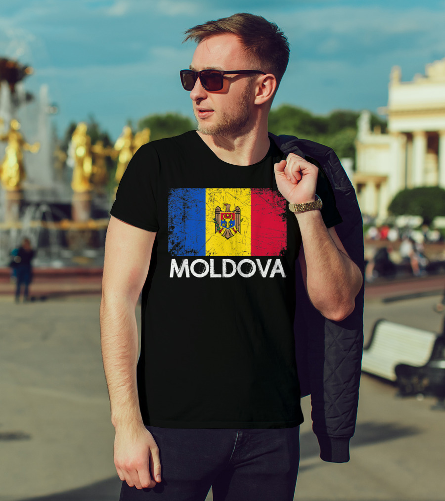 Vintage Moldovan Flag Moldova T-Shirt