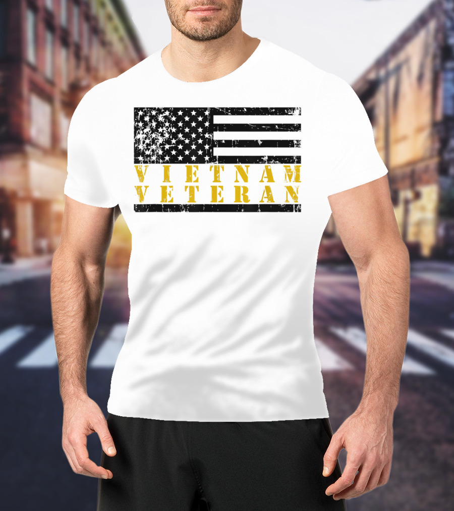 Vietnam Veteran Distressed Flag American T-Shirt