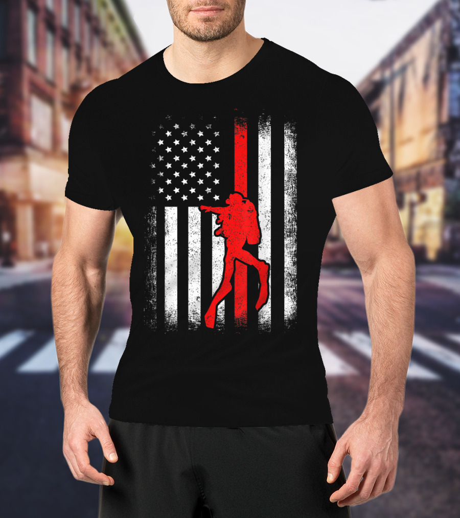 USA American Flag Red White Vintage Scuba Diving Iconic T-Shirt