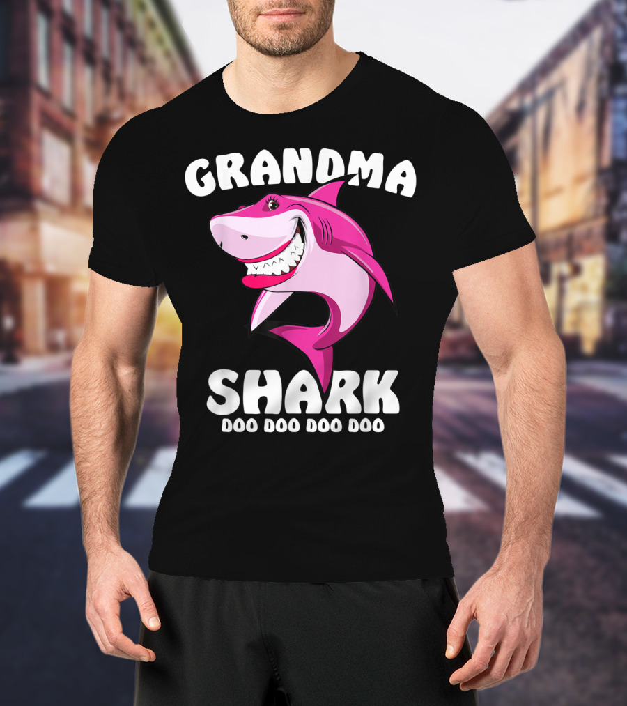 Grandma Shark Doo Doo Doo Doo Matching Family Shark T-Shirt