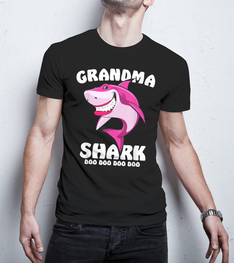 Grandma Shark Doo Doo Doo Doo Matching Family Shark T-Shirt