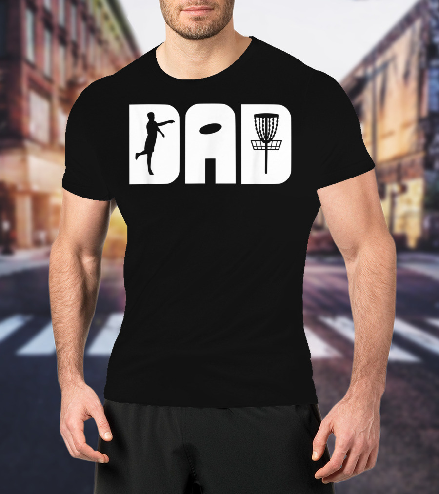 Funny Disc Golf Dad Throwing Frisbee Basket T-Shirt