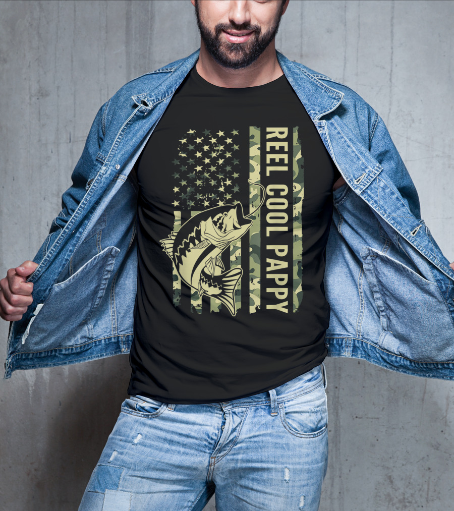 Mens Reel Cool Pappy Camouflage American Flag Fish T-Shirt
