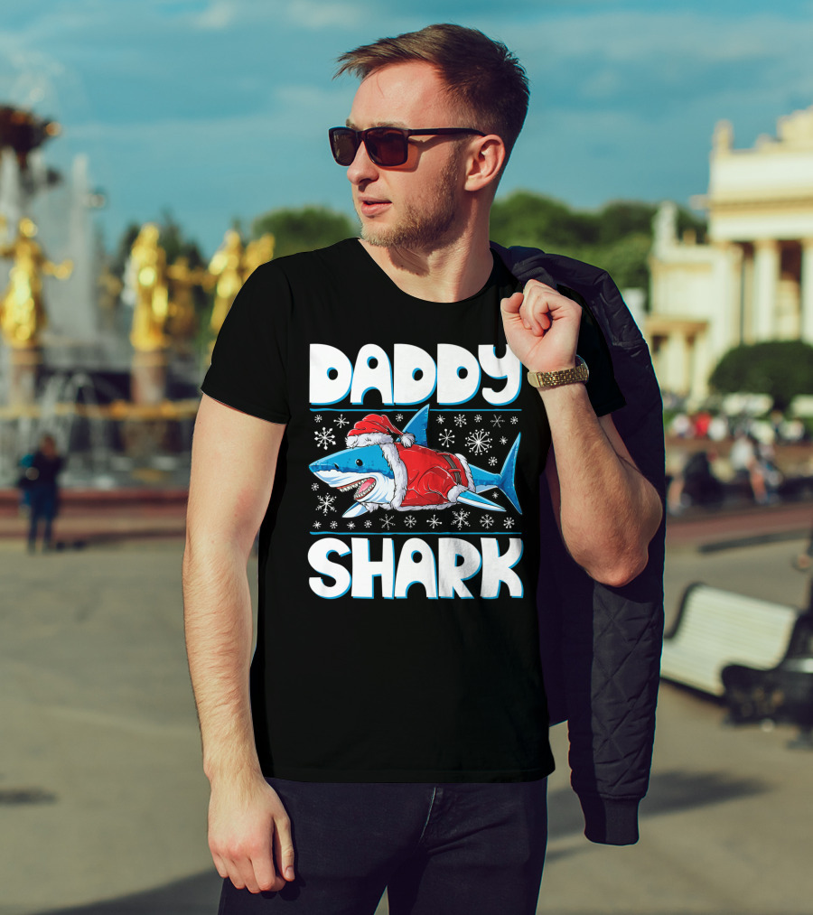 Daddy Shark Santa Christmas Snowflakes T-Shirt