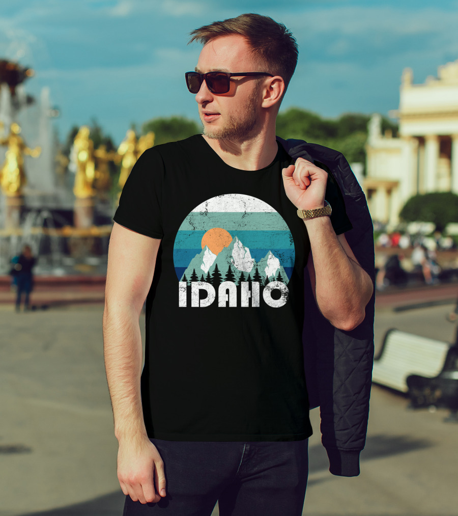 Idaho Mountains Retro Sunset Forest Scenic T-Shirt