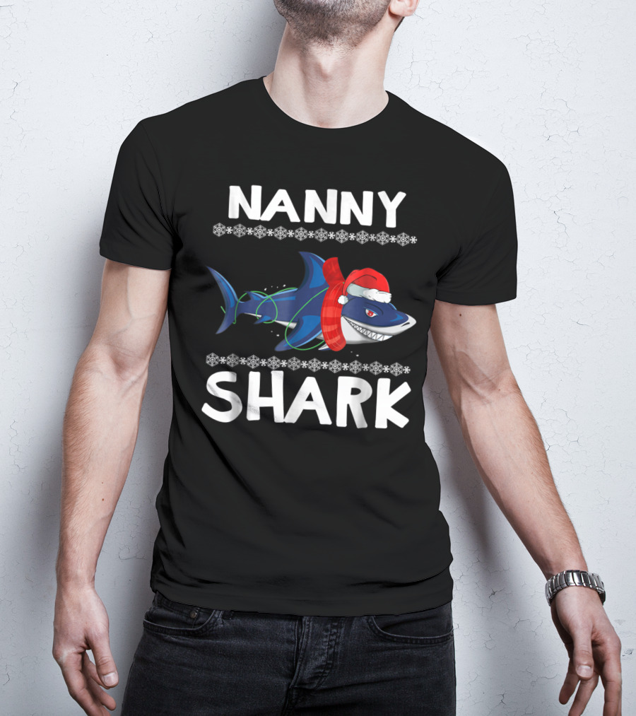 Nanny Shark Christmas Family Santa Hat Snowflakes T-Shirt