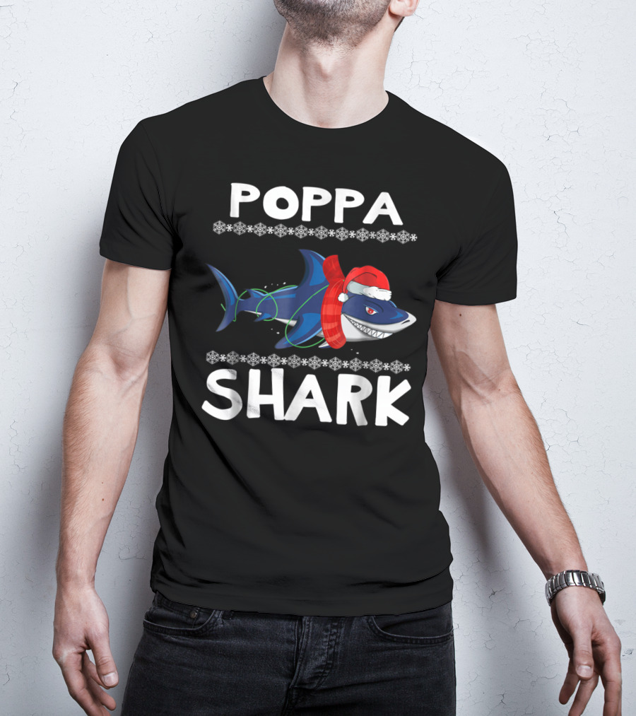 Poppa Shark Ugly Christmas Family Santa Hat Snowflakes T-Shirt
