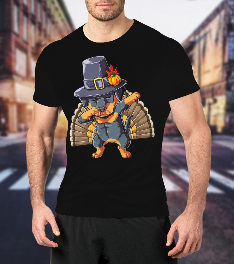Thanksgiving Dabbing Rottweiler In Pilgrim Hat With Turkey Feathers T-Shirt