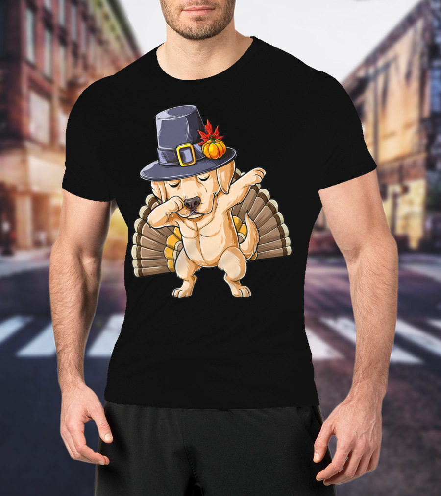 Thanksgiving Dabbing Labrador Wearing Pilgrim Hat With Turkey Tail T-Shirt